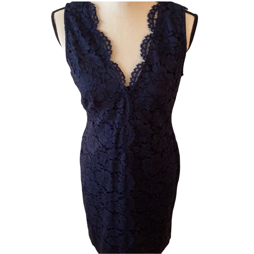 (A8) Donna Karan New York Navy Blue Floral Lace Sleeveless V-Neck Sheath Dress 4